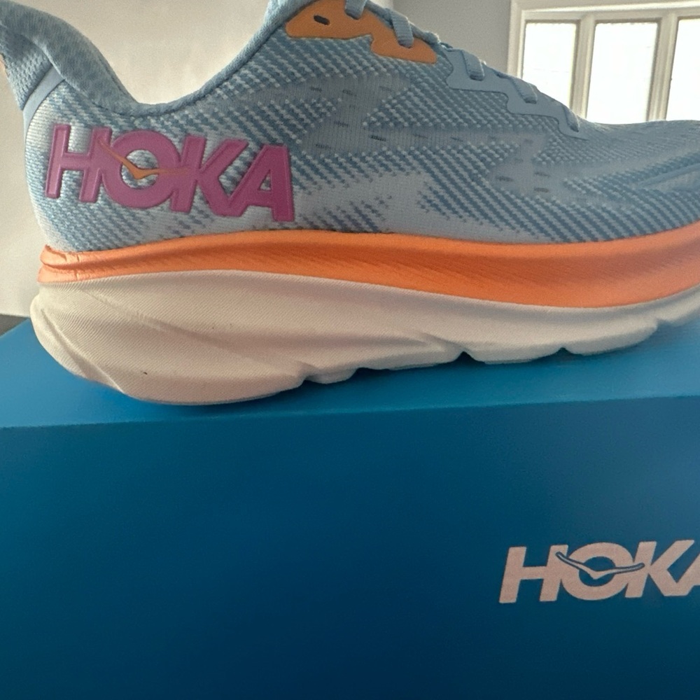 Hoka One One Womens Clifton 9 Performance Running Shoes Sneakers BHFO 9081